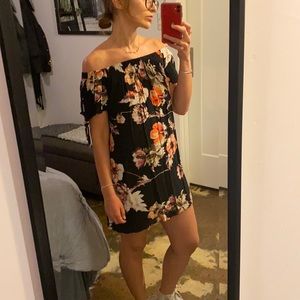 black floral sundress ☀️